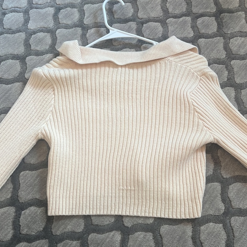 Long Sleeve Cropped Collared Sweater - image 5
